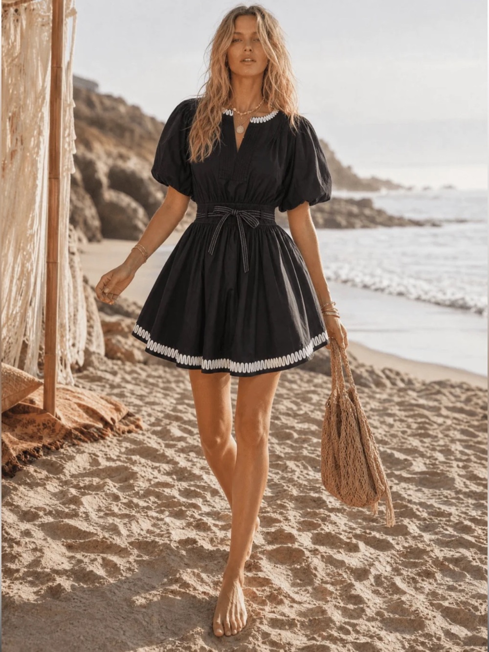 565. Black Short Puff-Sleeve Summer Dress with Contrast Trim